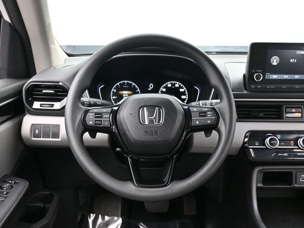 Used 2024 Honda Pilot LX image 42