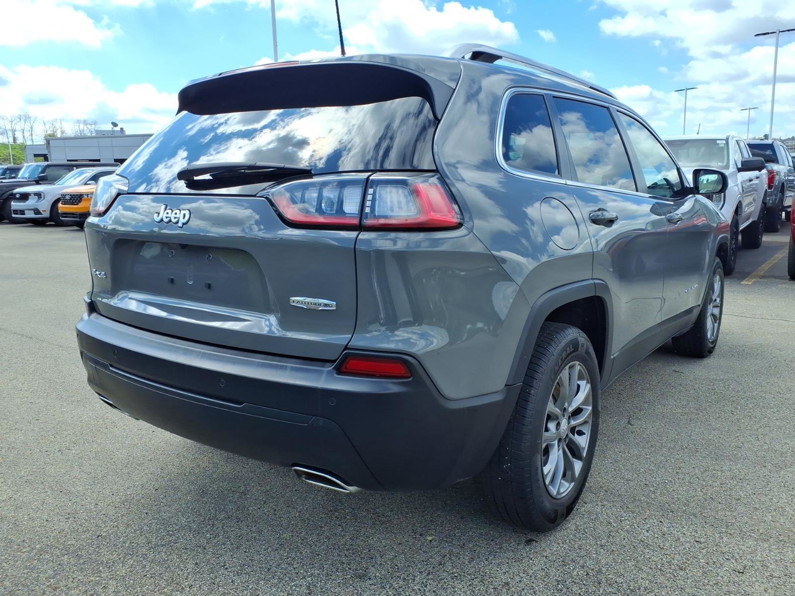 Used 2021 Jeep Cherokee Latitude Lux w/ Sun & Sound Group image 5