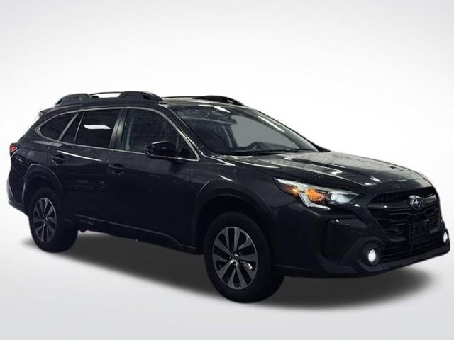Used 2024 Subaru Outback Premium image 4