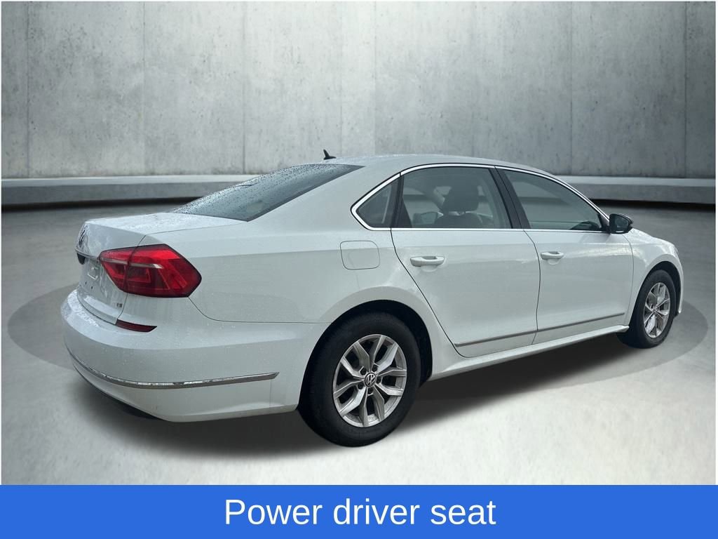 Used 2016 Volkswagen Passat 1.8T S image 5