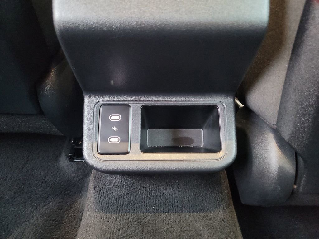 Used 2025 Kia K4 LXS image 12