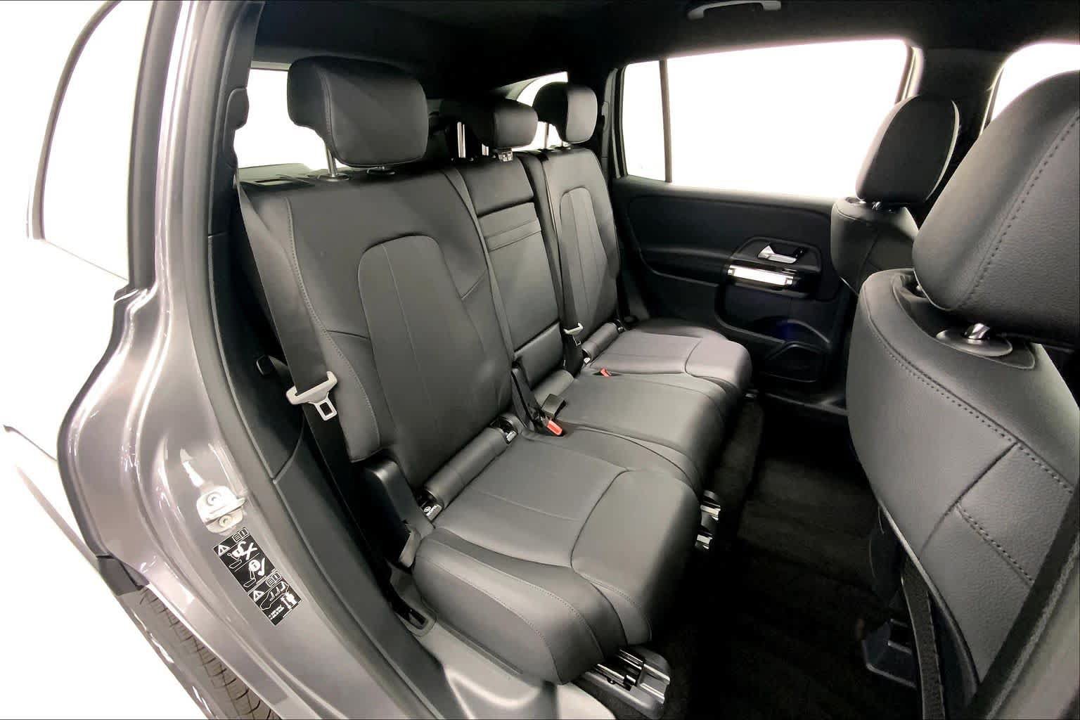New 2026 Mercedes-Benz GLB 250 image 14