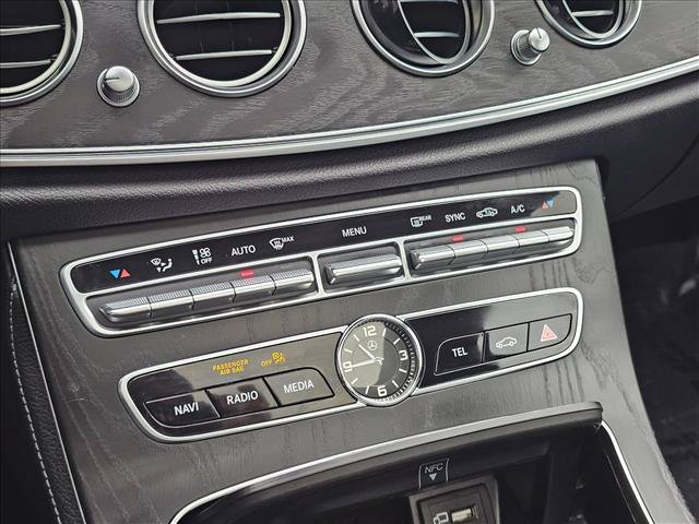 Used 2018 Mercedes-Benz E 400 4MATIC Wagon image 27