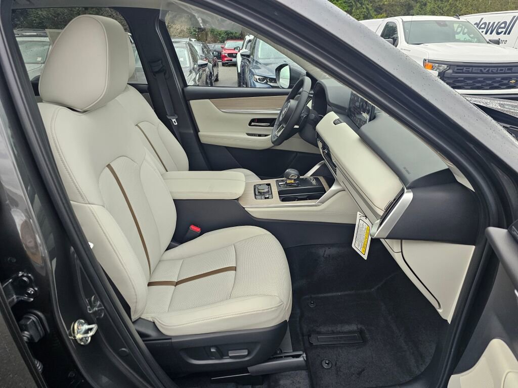 New 2026 MAZDA CX-90 Plug-In Hybrid w/ Premium Plus image 32