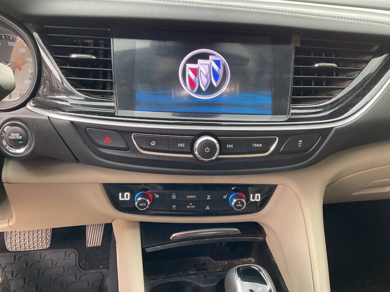 Used 2019 Buick Regal Essence w/ Driver Confidence Package I AWD/4WD image 20