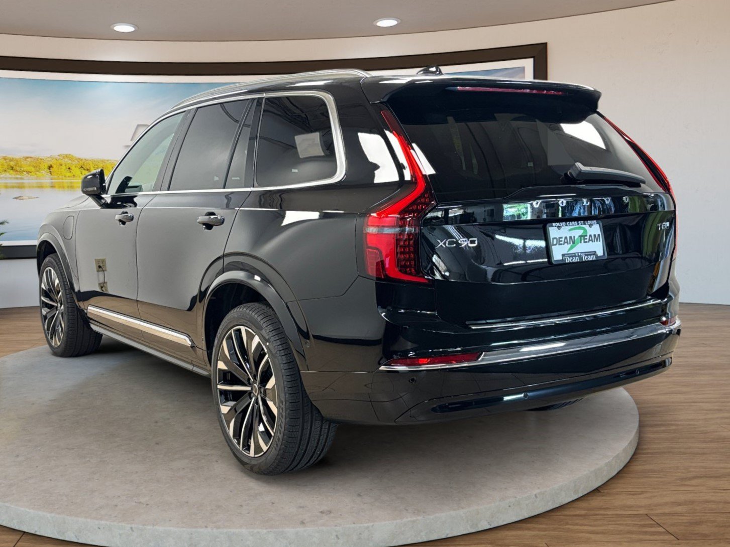 New 2026 Volvo XC90 T8 Ultra w/ Protection Package AWD/4WD image 6