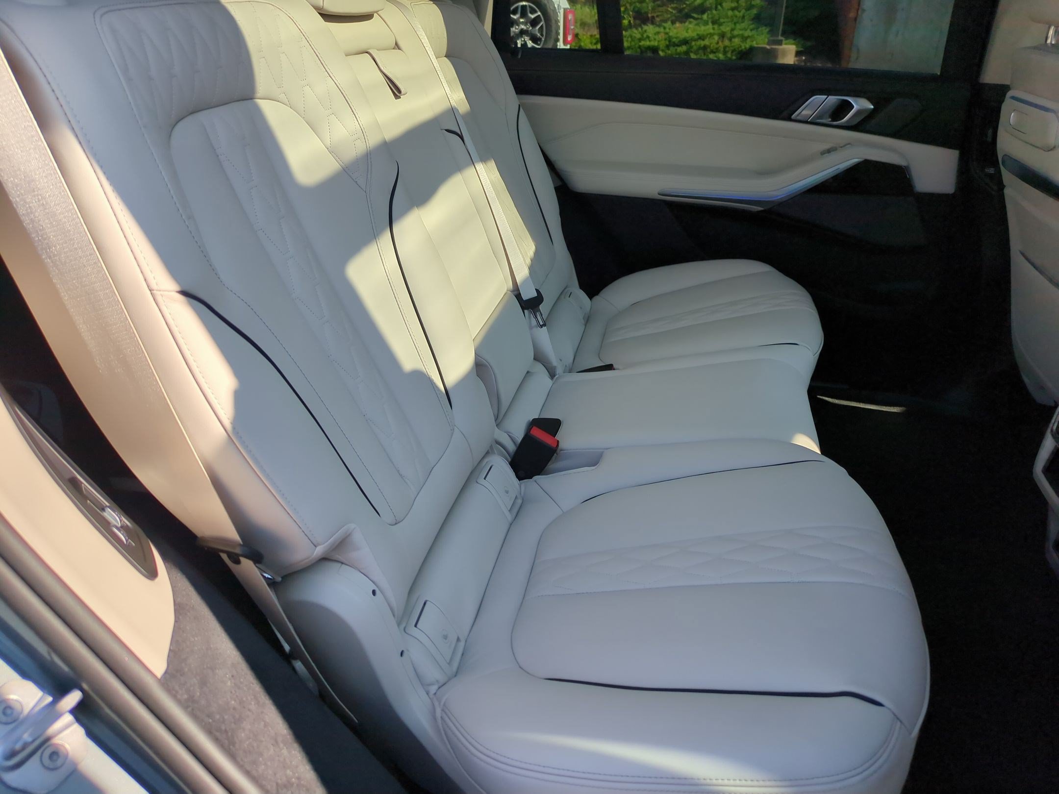 Used 2025 BMW X7 xDrive40i w/ Executive Package AWD/4WD image 34