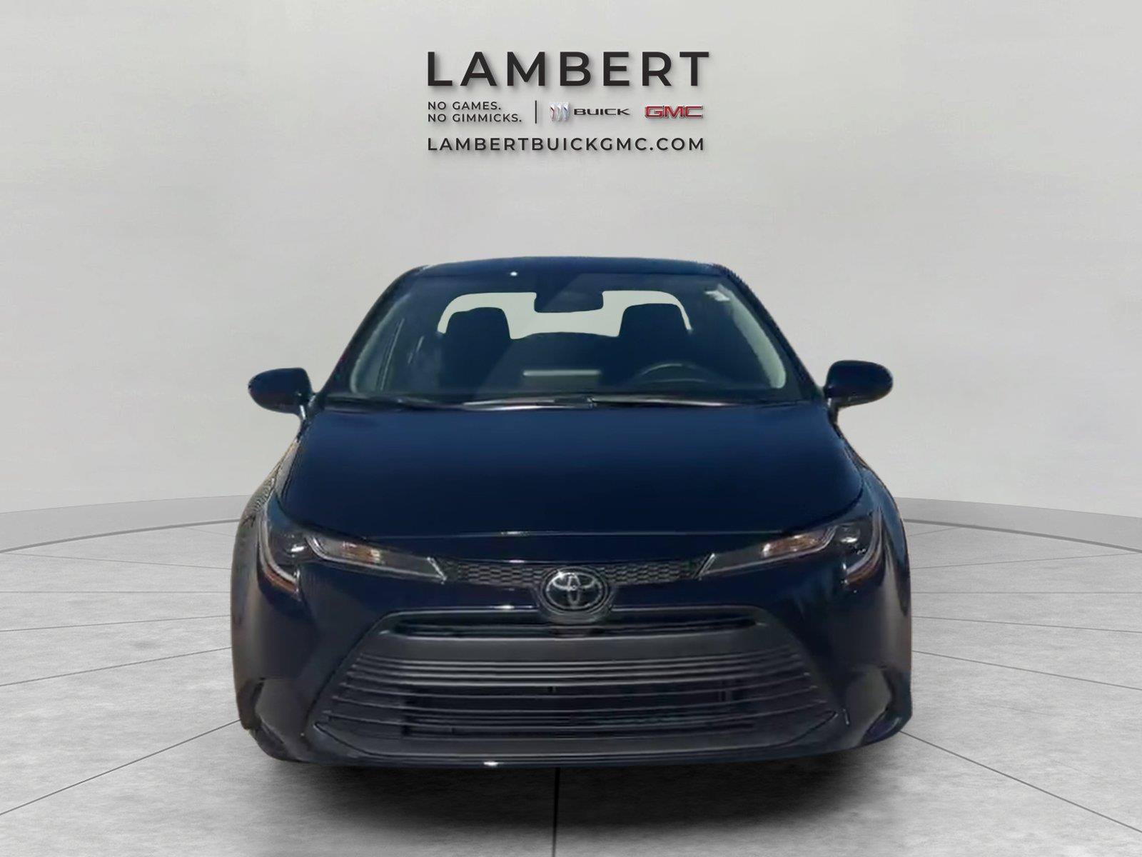 Used 2026 Toyota Corolla LE FWD image 8