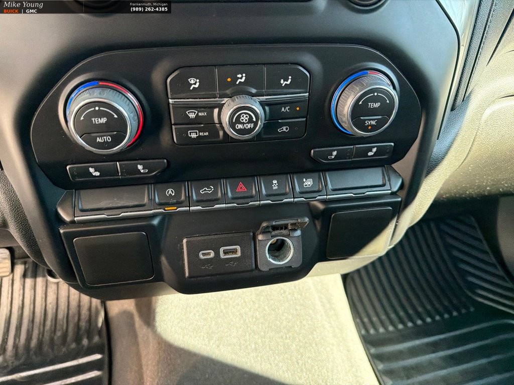 Used 2022 Chevrolet Silverado 1500 LT AWD/4WD image 19