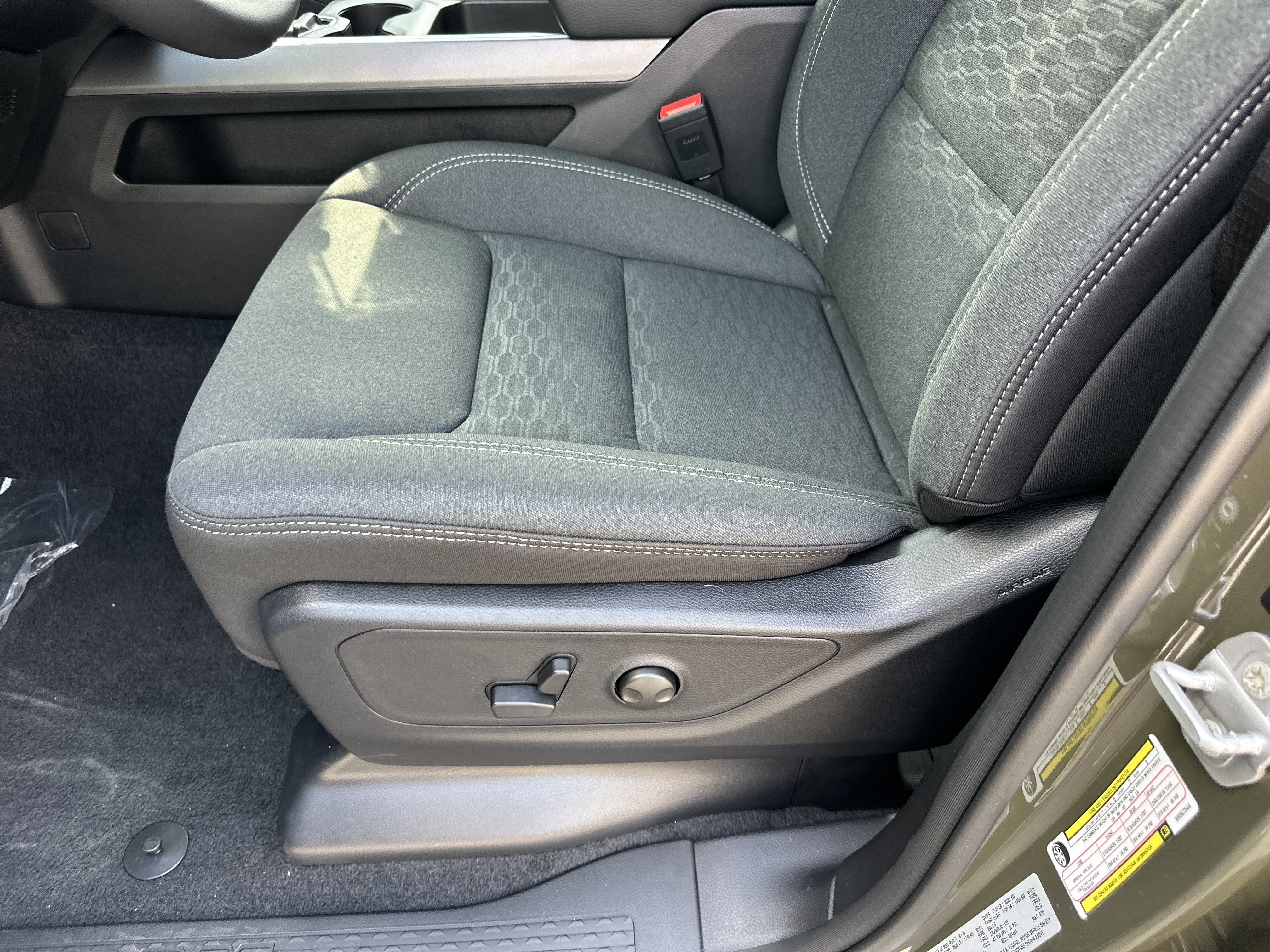 New 2027 RAM 1500 Big Horn AWD/4WD image 26