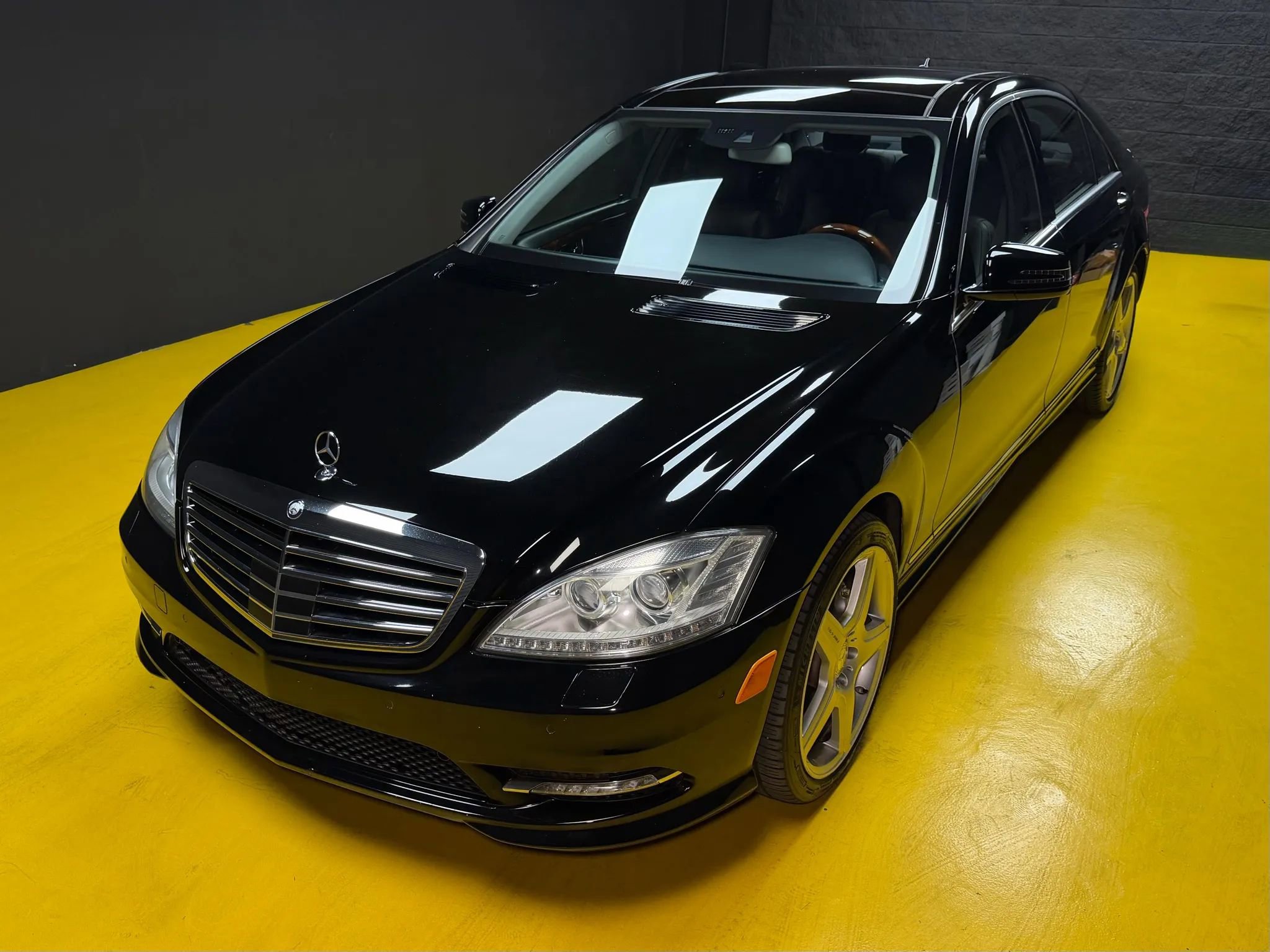 Used 2013 Mercedes-Benz S 550 w/ Sport Pkg Plus One image 59