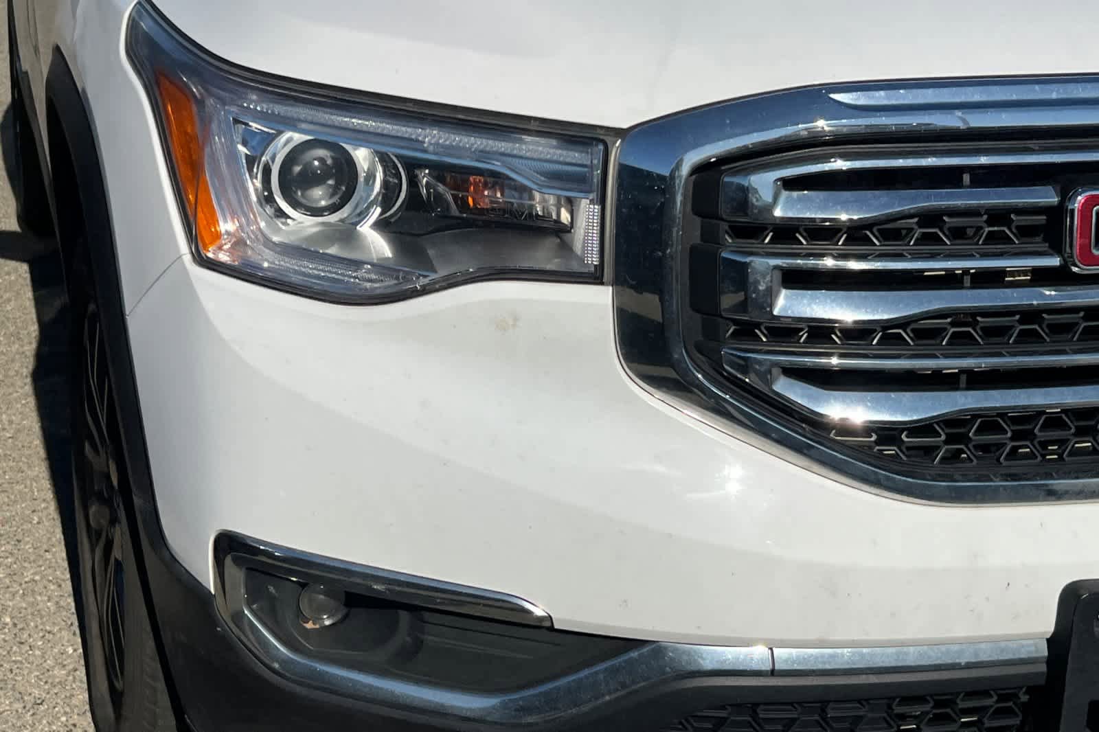 Used 2019 GMC Acadia SLT AWD/4WD image 14