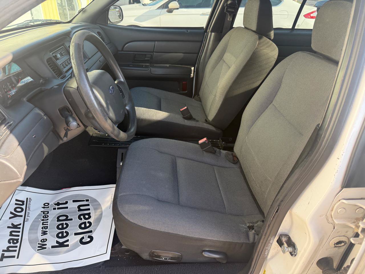 Used 2007 Ford Crown Victoria Police Interceptor RWD image 9