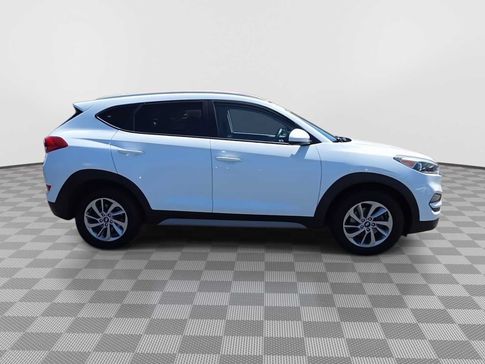 Used 2018 Hyundai Tucson SEL AWD/4WD image 9