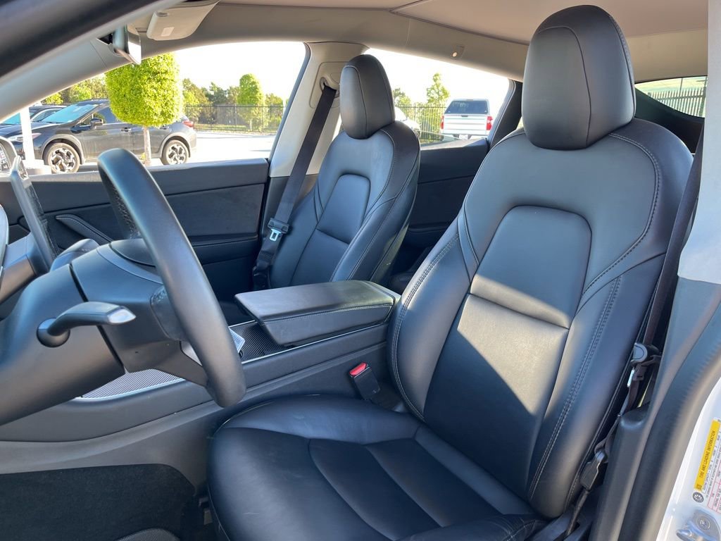 Used 2021 Tesla Model Y Long Range image 37