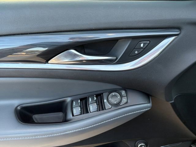 Used 2019 Buick Enclave Essence w/ LPO, Luxury Package FWD image 4