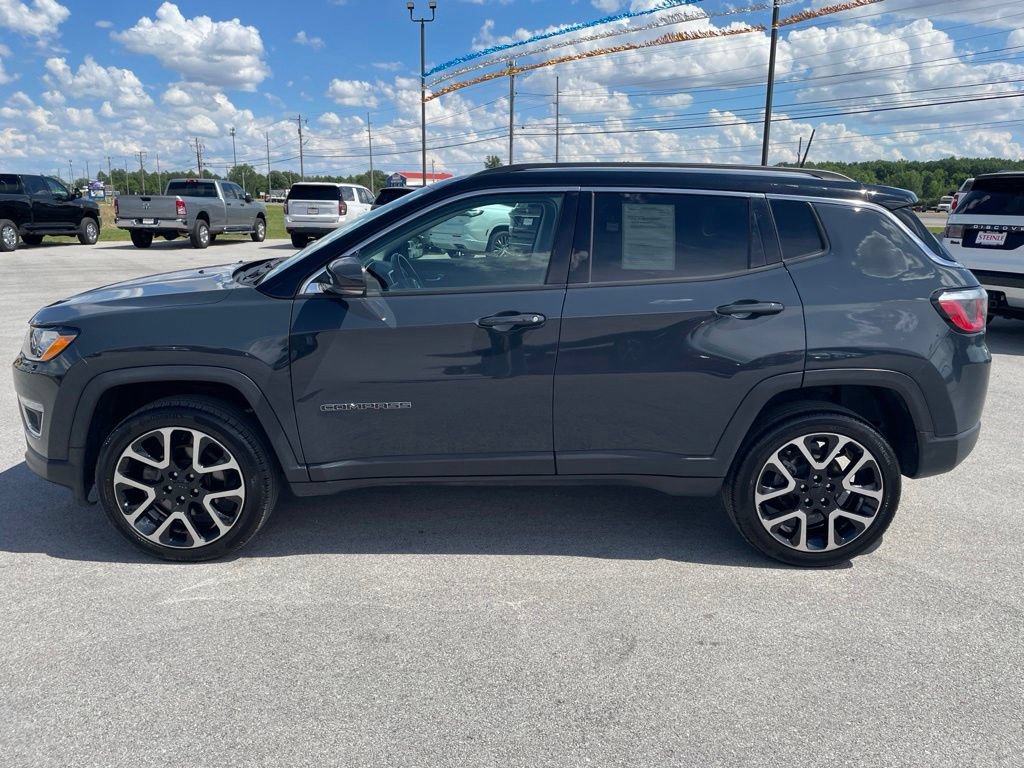Used 2018 Jeep Compass Limited AWD/4WD image 4