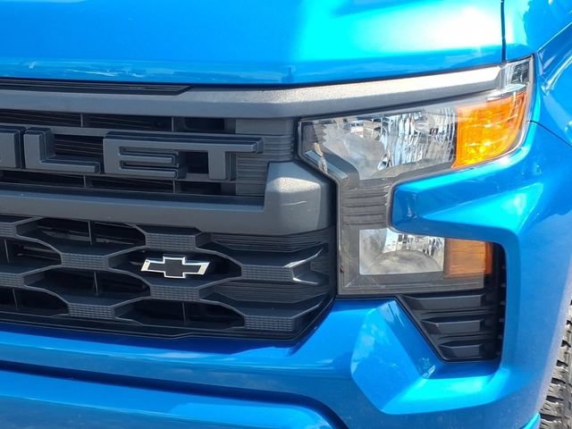 Used 2023 Chevrolet Silverado 1500 Custom w/ LPO, Dark Essentials Package AWD/4WD image 9