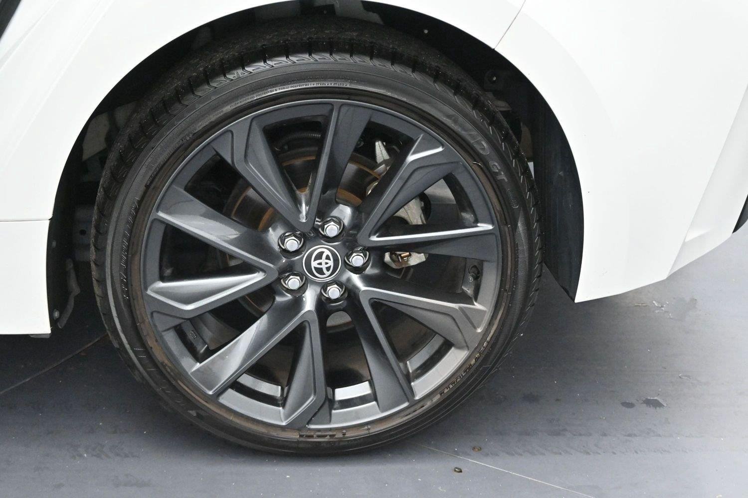 Used 2024 Toyota Corolla XSE FWD image 32