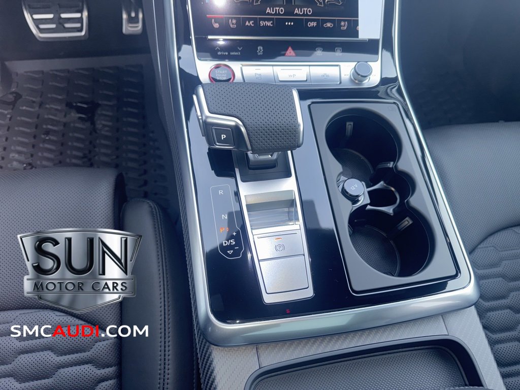 New 2025 Audi RS Q8 performance image 27