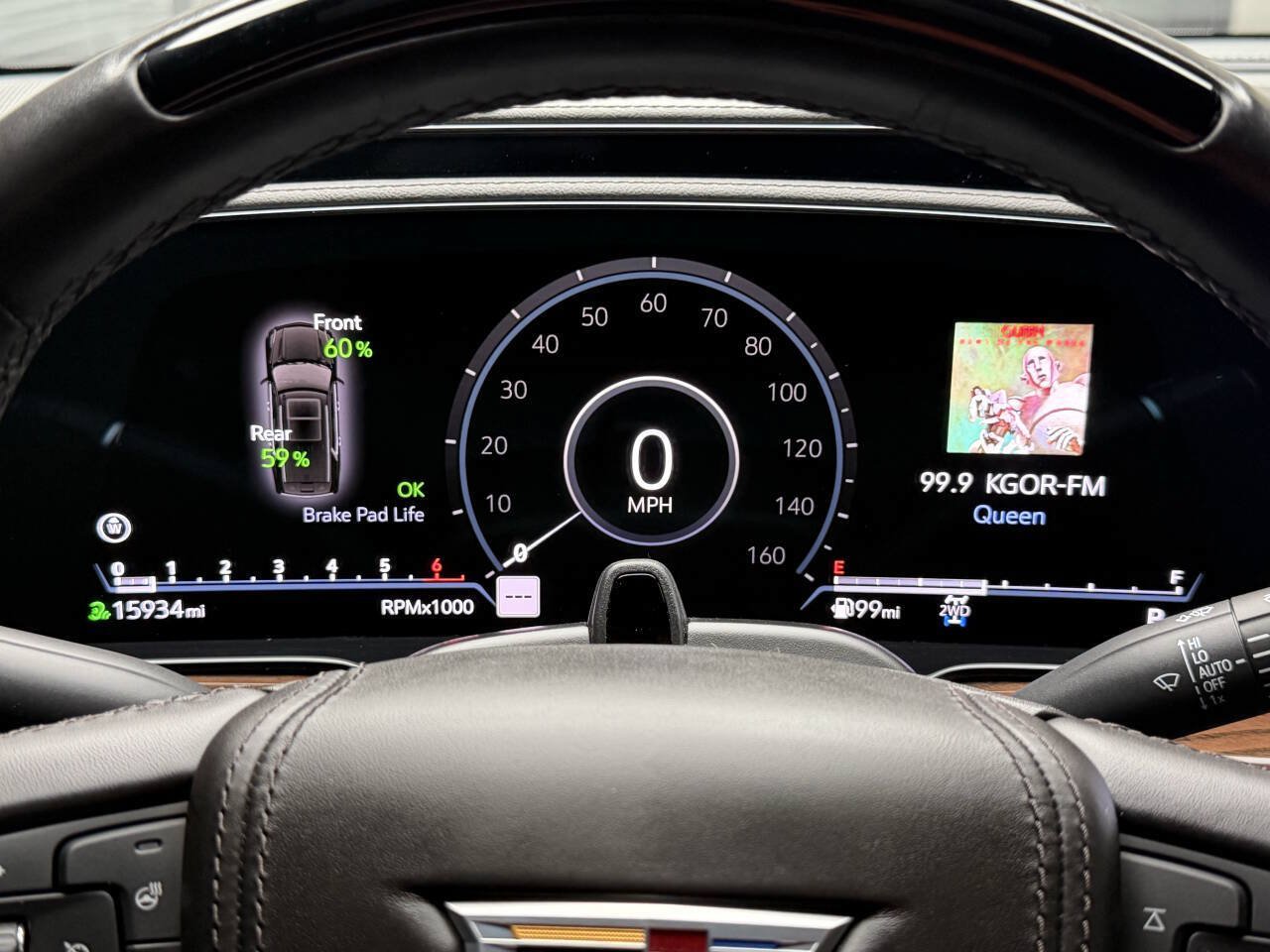Used 2023 Cadillac Escalade ESV Sport Platinum w/ LPO, ONYX Package AWD/4WD image 31