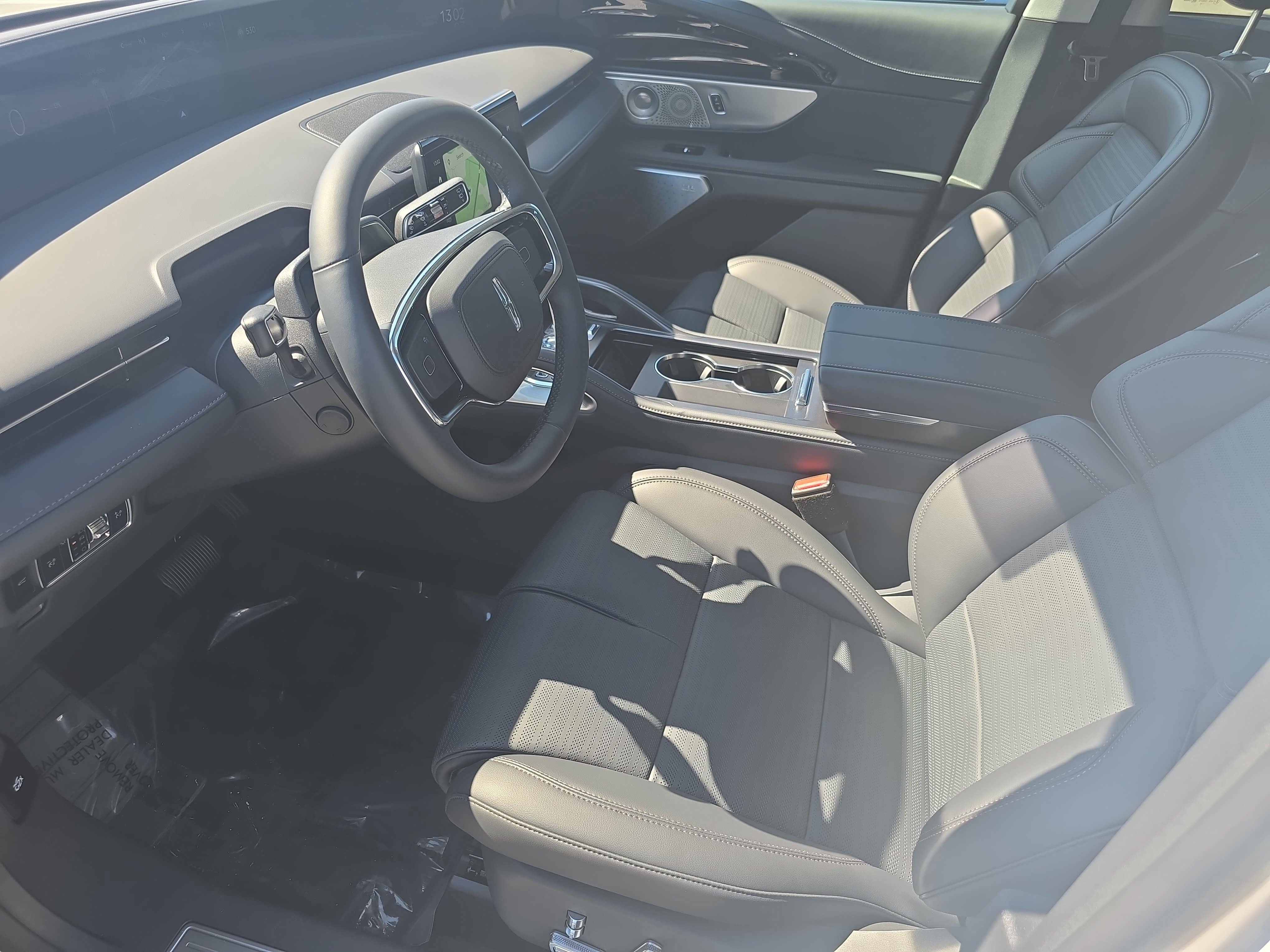 New 2026 Lincoln Nautilus Reserve AWD/4WD image 16
