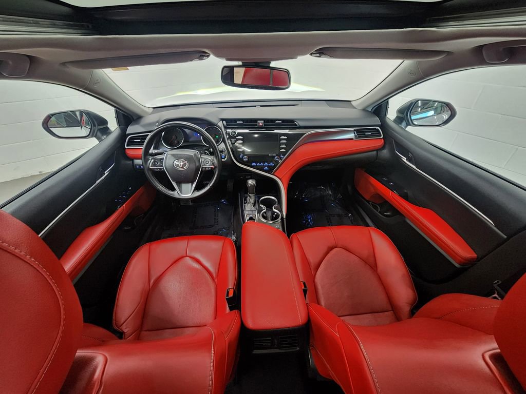 Used 2020 Toyota Camry XSE image 27