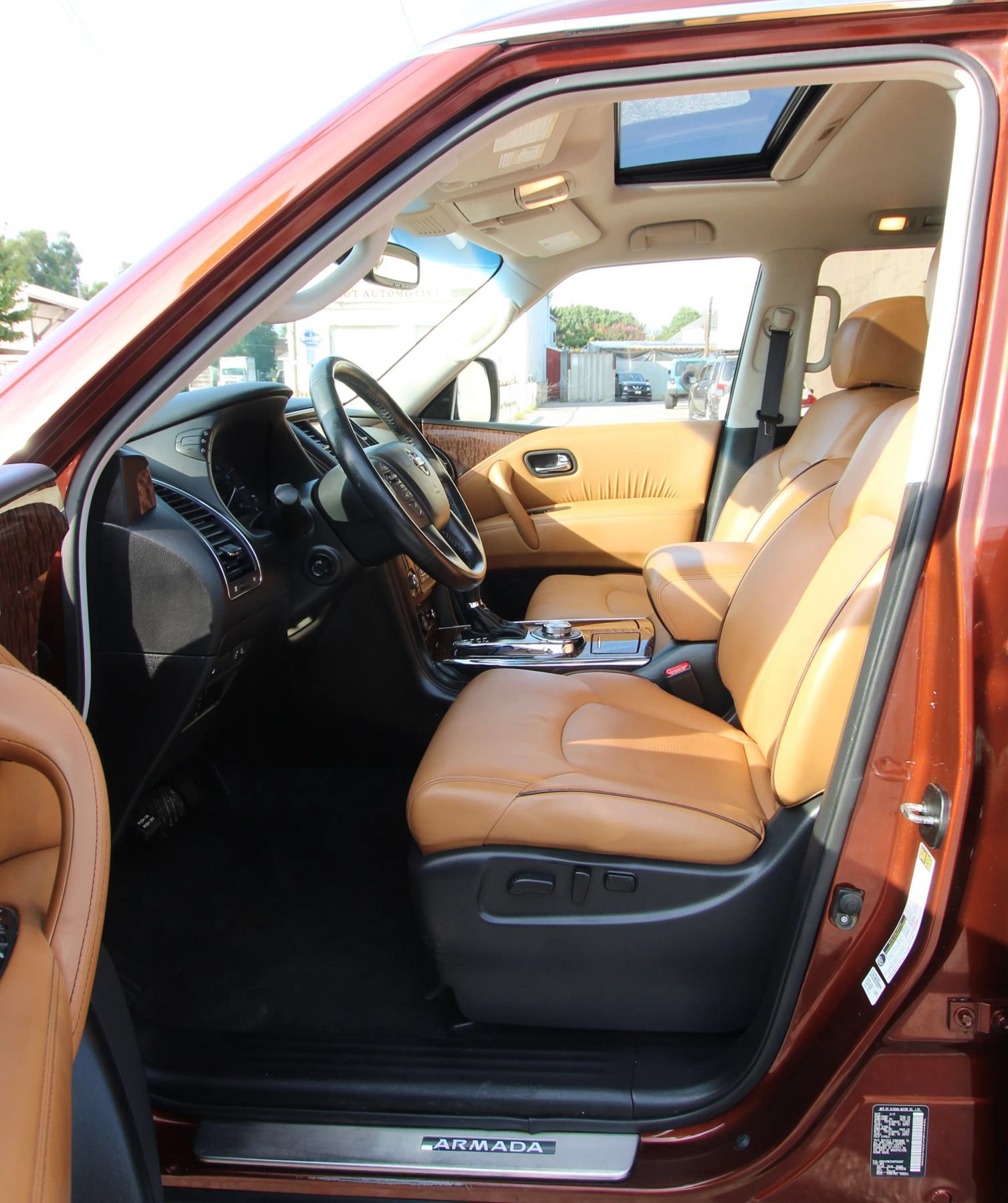 Used 2017 Nissan Armada Platinum w/ Captain Seat Package AWD/4WD image 9