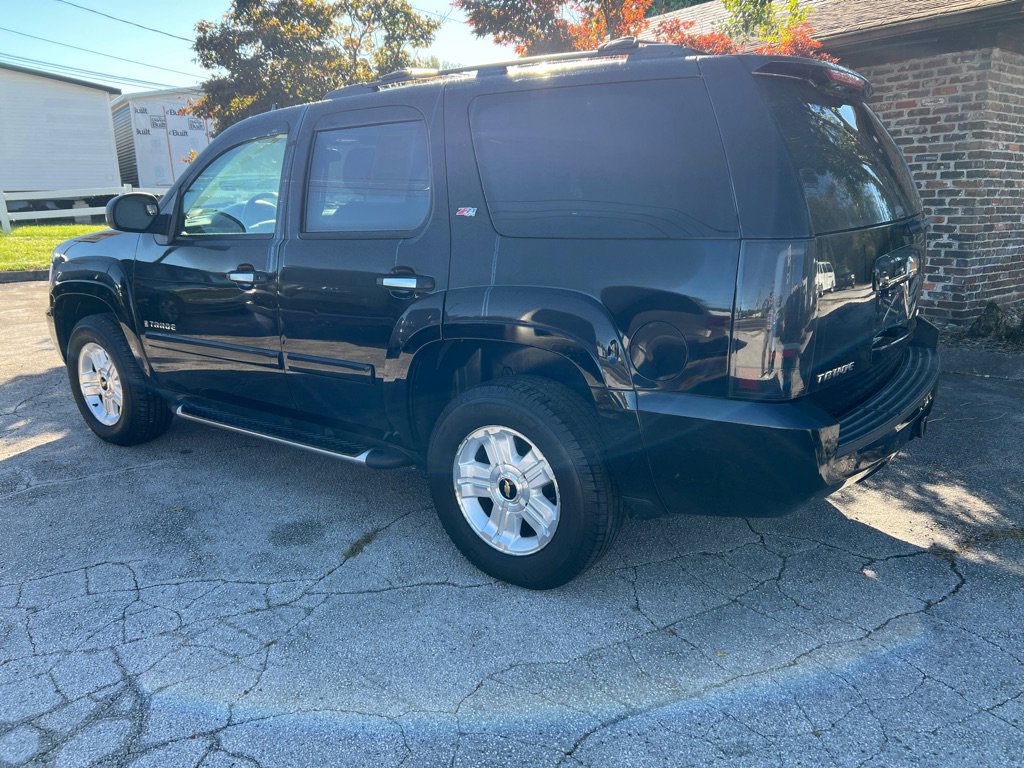 Used 2008 Chevrolet Tahoe LT w/ LT Preferred Equipment Group image 2