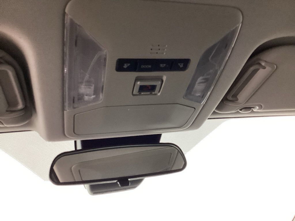 Used 2024 Toyota RAV4 AWD Hybrid image 17