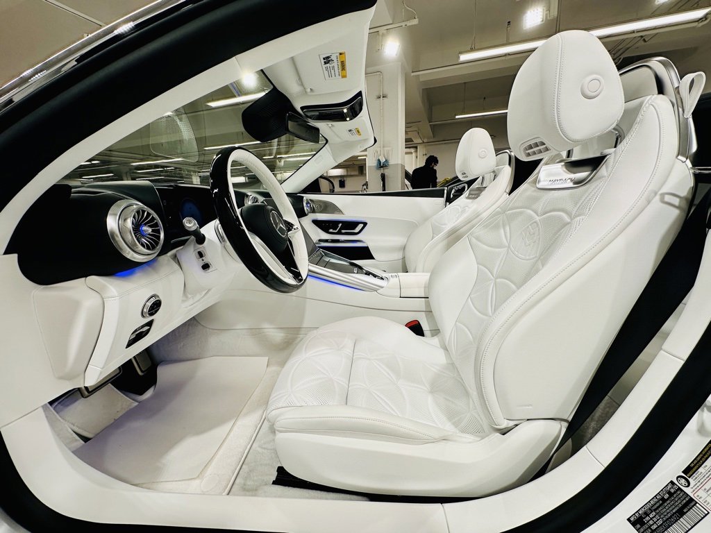 New 2026 Mercedes-Benz Maybach SL 680 image 6