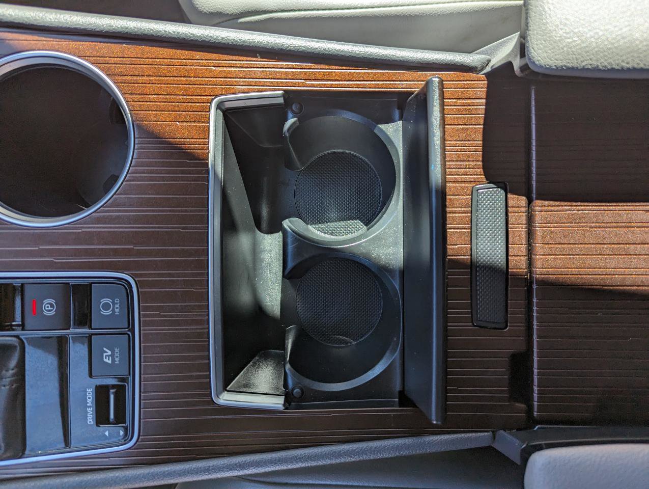 Used 2021 Toyota Sienna XLE image 25