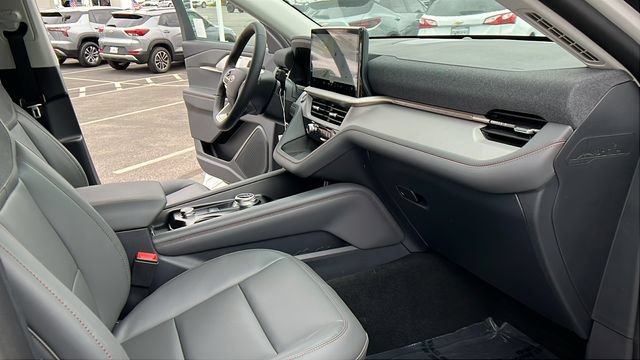 New 2026 Ford Explorer Active w/ Active Comfort Package RWD image 11