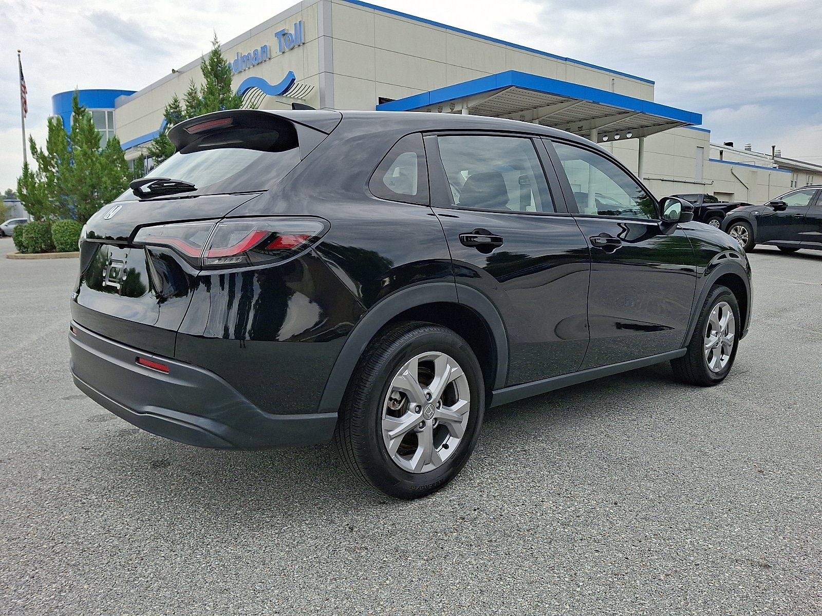 Used 2024 Honda HR-V LX image 6