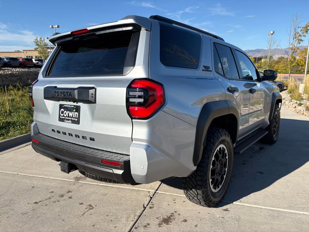 Used 2025 Toyota 4Runner TRD Off-Road Premium image 9