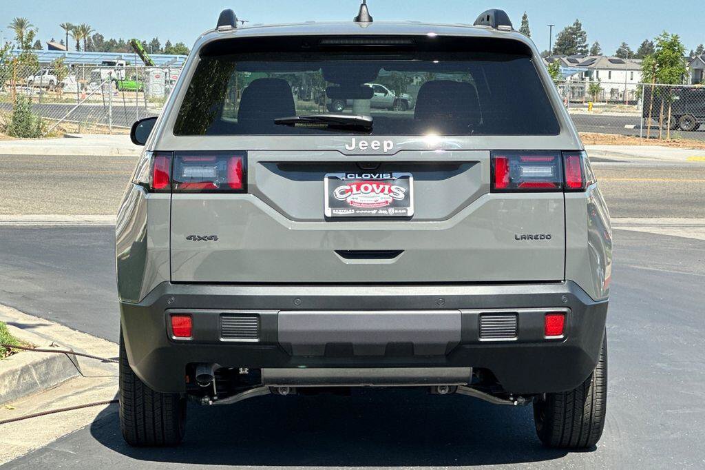 New 2026 Jeep Cherokee Laredo AWD/4WD image 5
