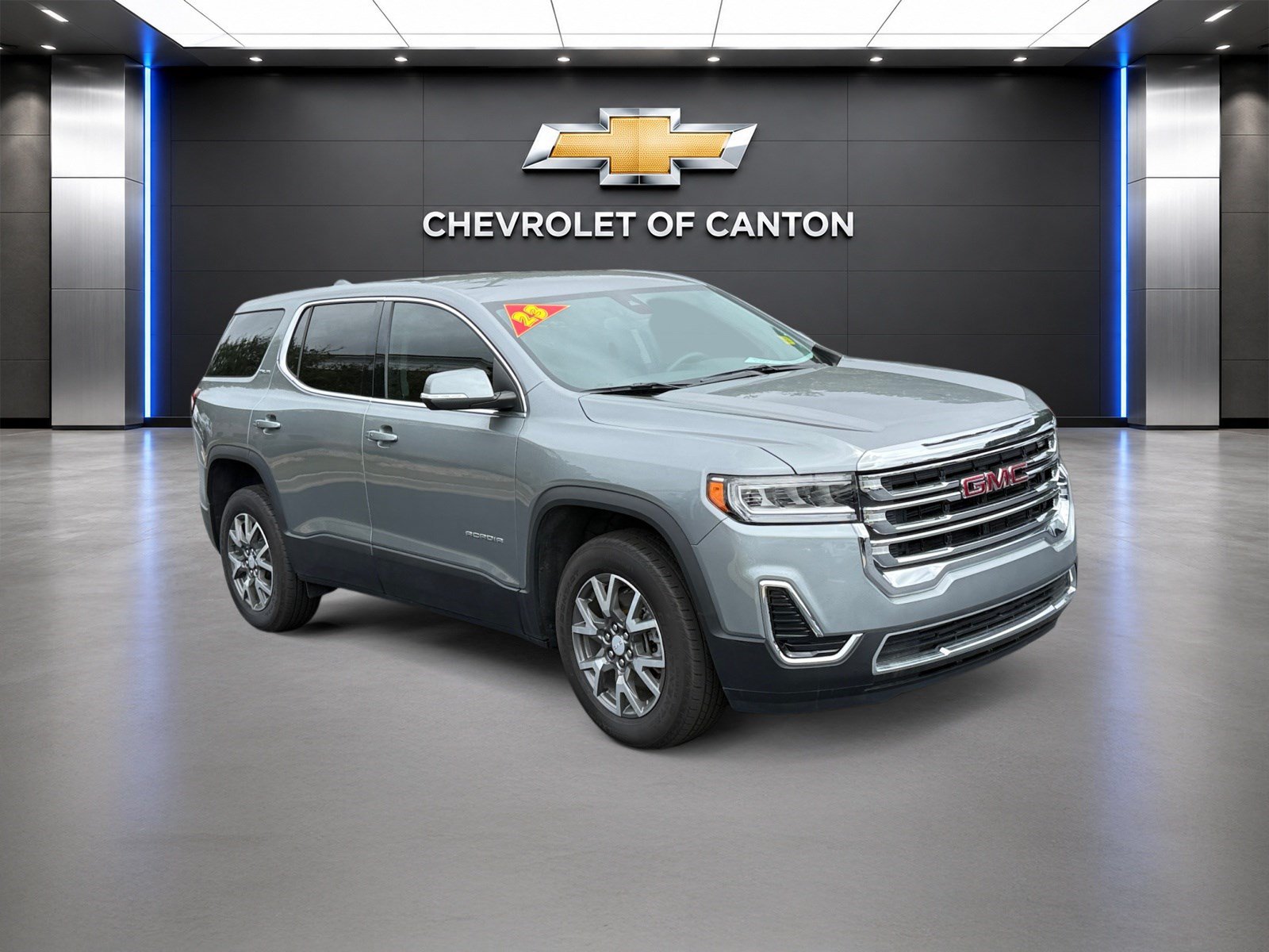 Used 2023 GMC Acadia SLE AWD/4WD image 3