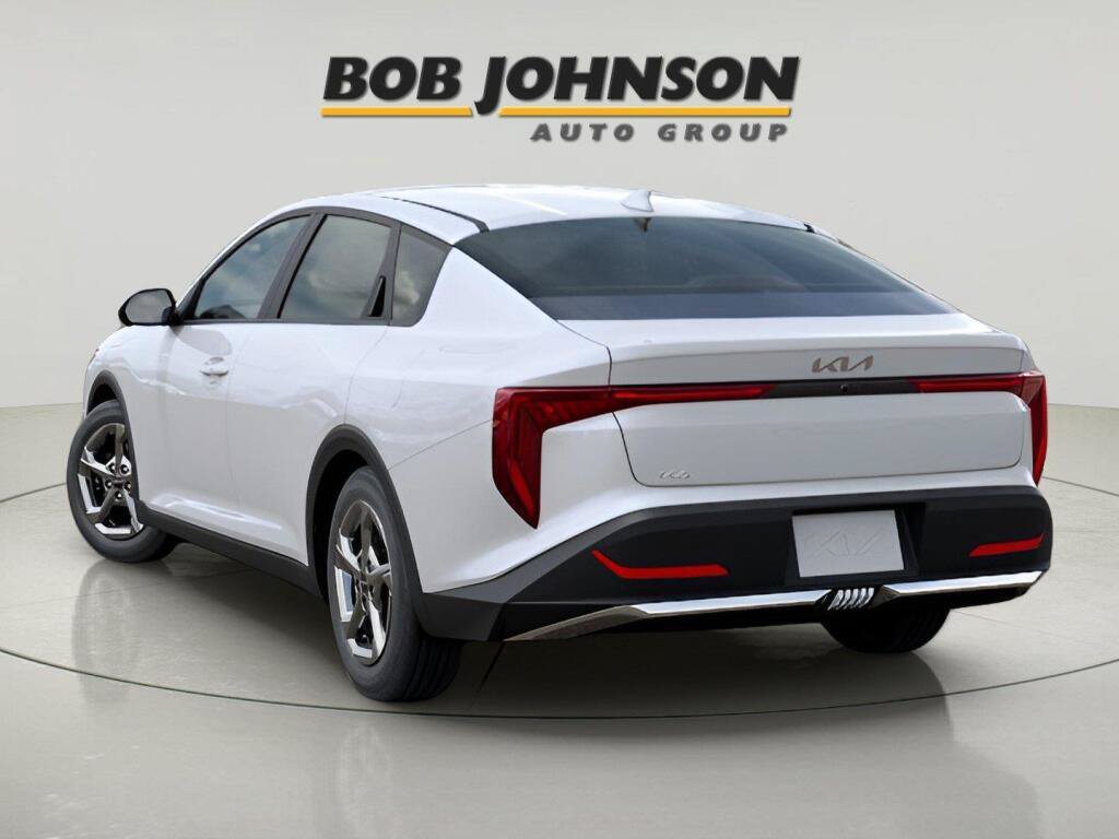 New 2026 Kia K4 FWD image 5
