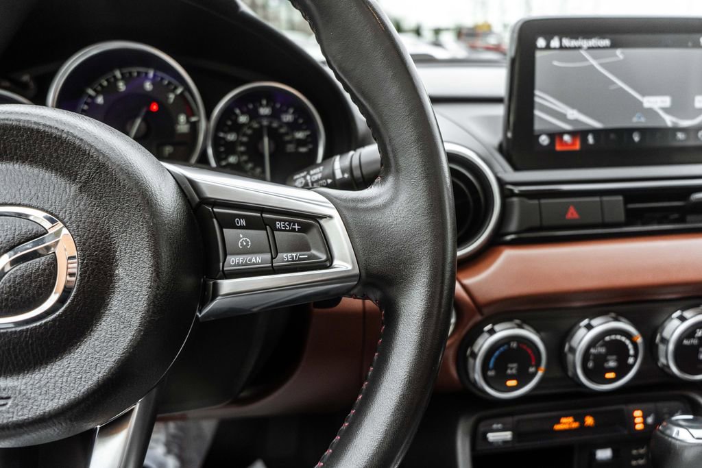 Used 2019 MAZDA MX-5 Miata RF Grand Touring image 26