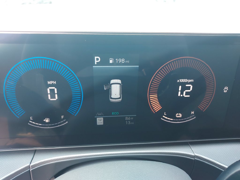 New 2026 Hyundai Santa Fe SE AWD/4WD image 18