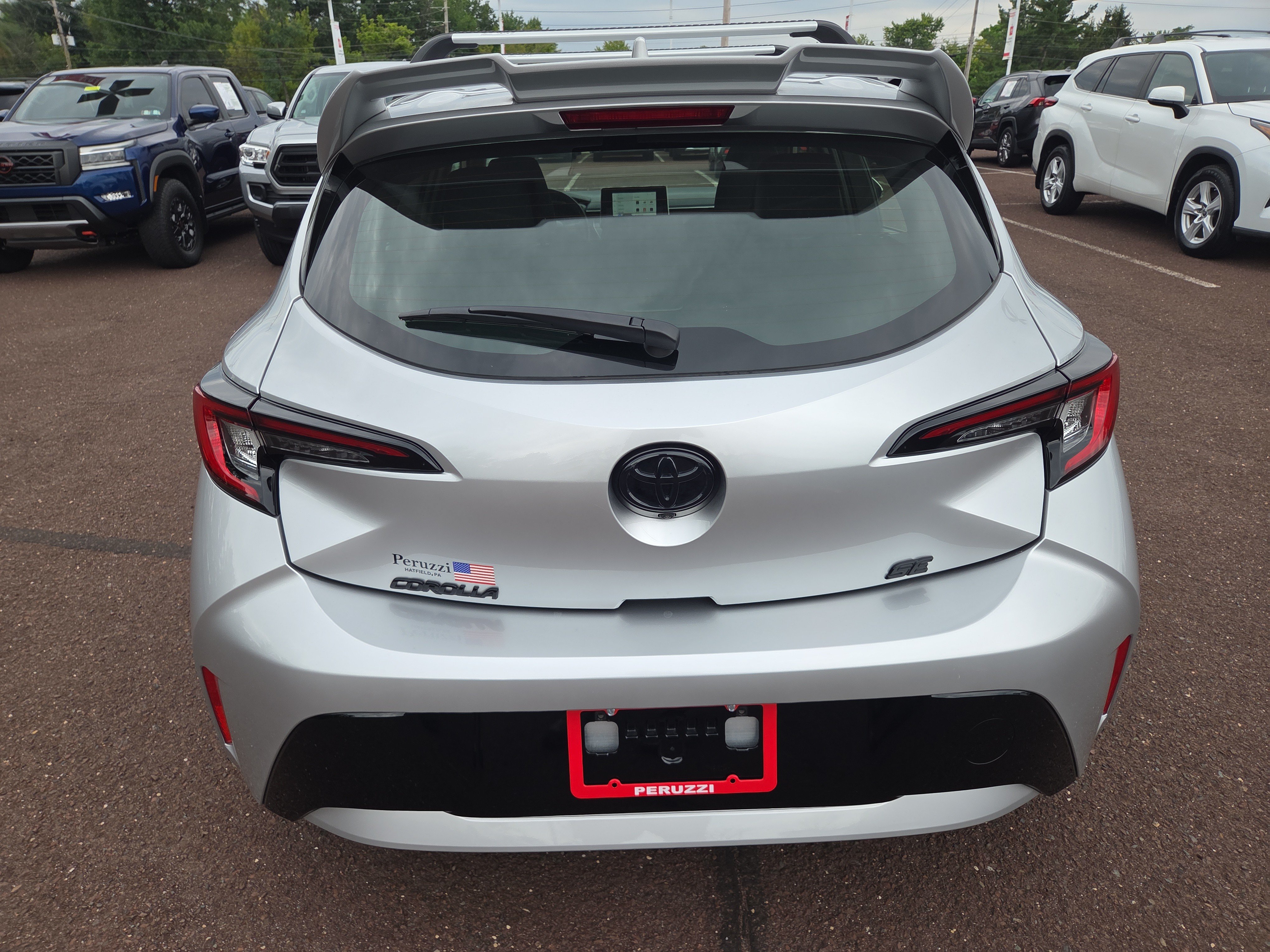 Certified 2025 Toyota Corolla SE FWD image 4