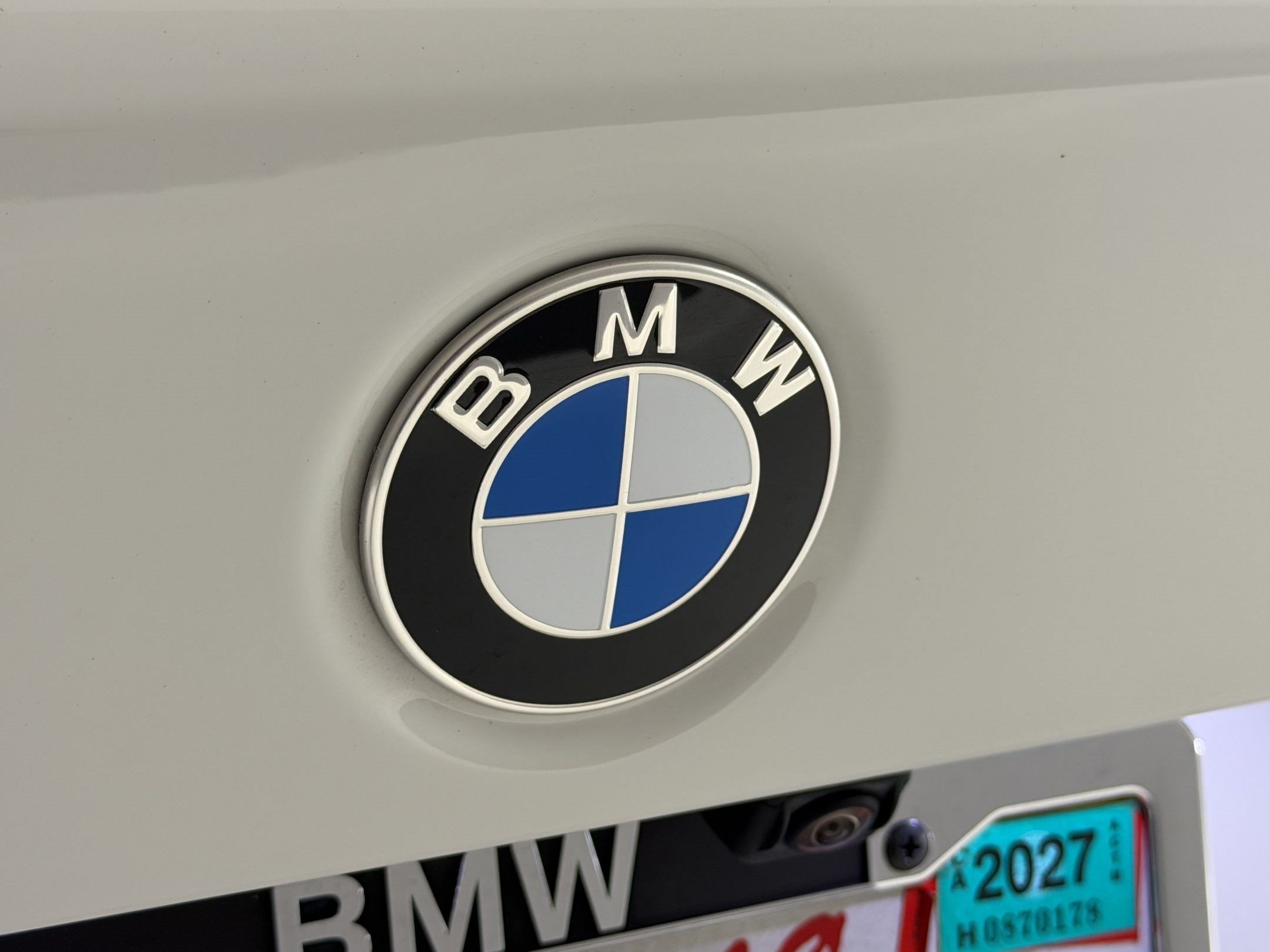 Certified 2024 BMW 330i Sedan w/ Convenience Package RWD image 32
