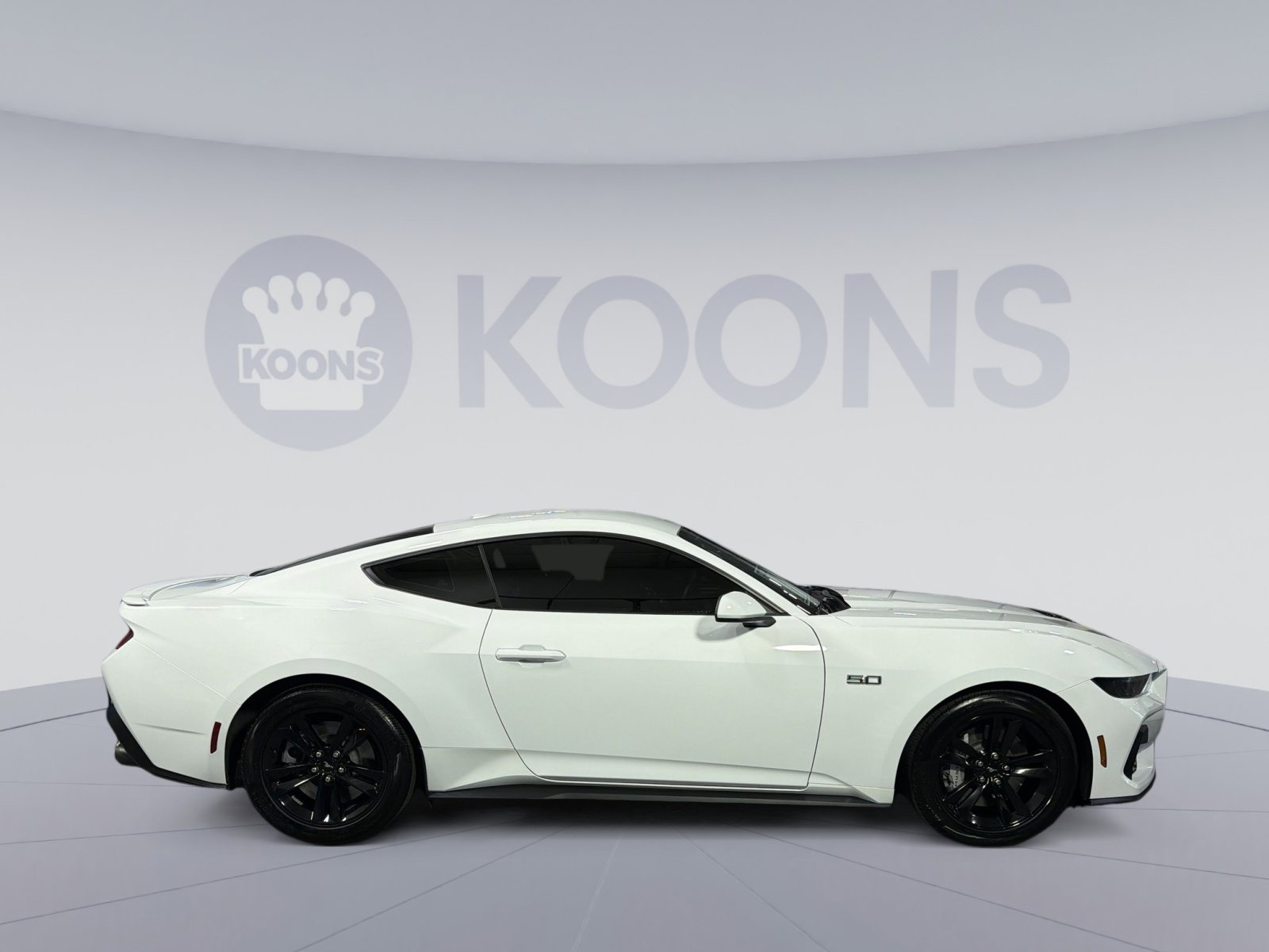 Used 2025 Ford Mustang GT RWD image 8