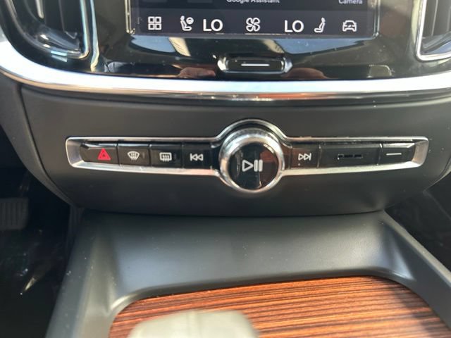 Certified 2024 Volvo S60 B5 Plus w/ Climate Package AWD/4WD image 27