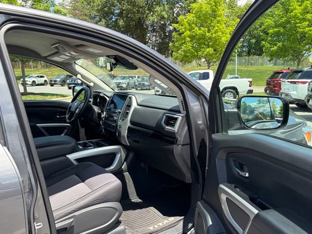 Used 2021 Nissan Titan SV w/ SV Convenience Package AWD/4WD image 28