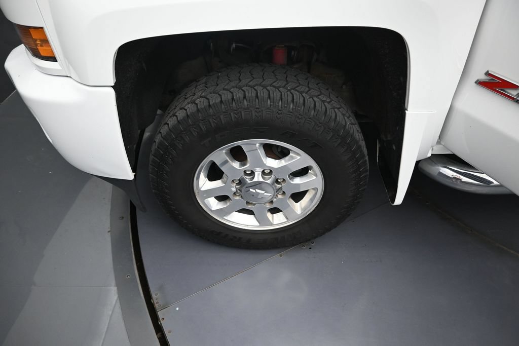Used 2015 Chevrolet Silverado 3500 LTZ w/ Duramax Plus Package AWD/4WD image 32