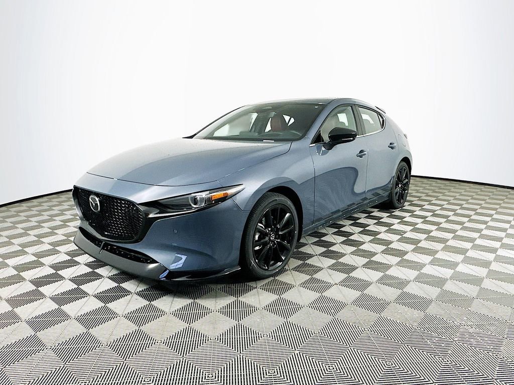 New 2026 MAZDA MAZDA3 Hatchback w/Premium Plus Pkg image 4