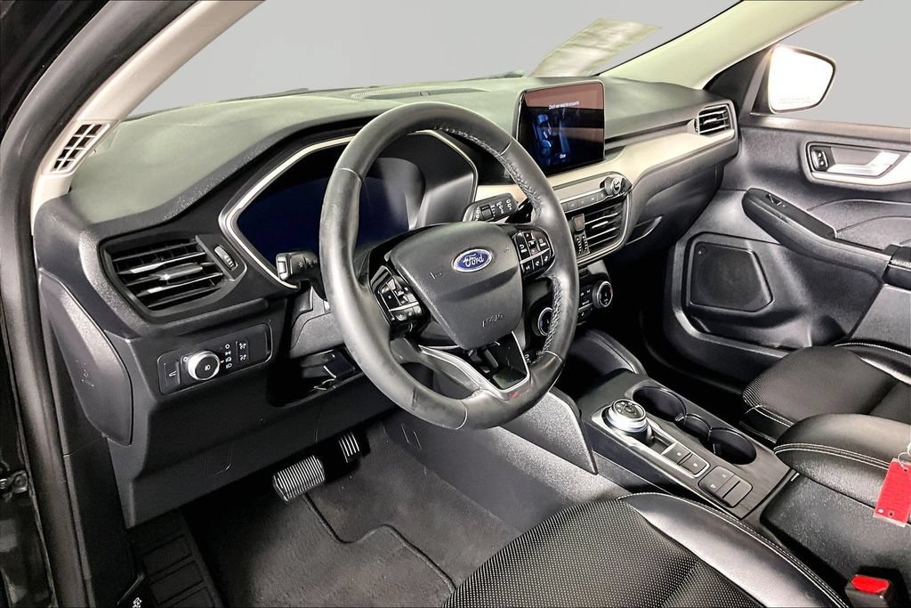 Used 2022 Ford Escape SEL w/ Technology Package AWD/4WD image 15