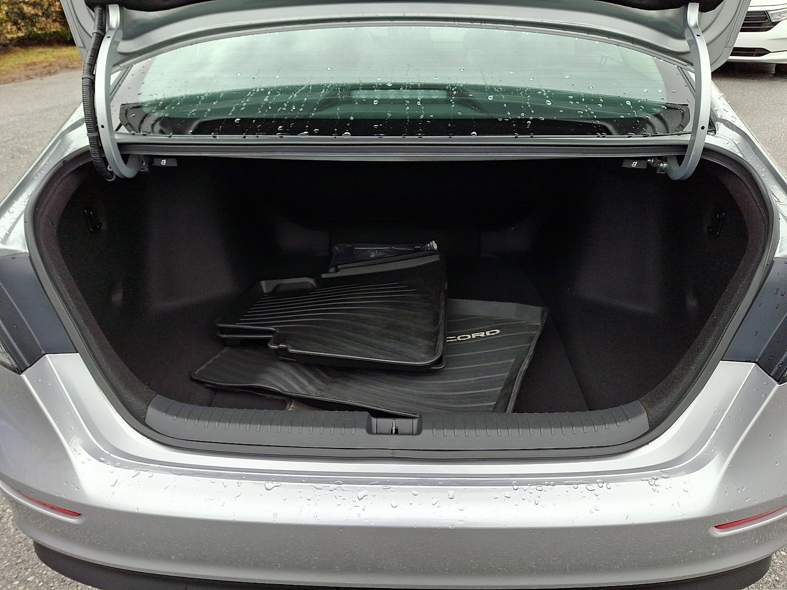 Used 2024 Honda Accord EX image 28