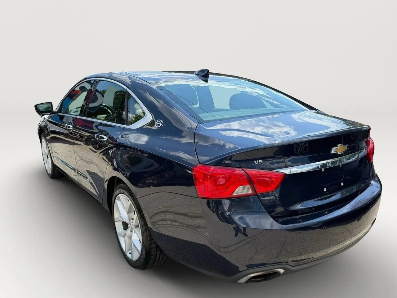 Used 2019 Chevrolet Impala Premier FWD image 5